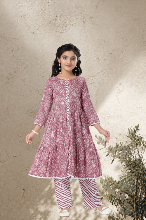 Elegant Floral Tiered Kurti Set for Girls